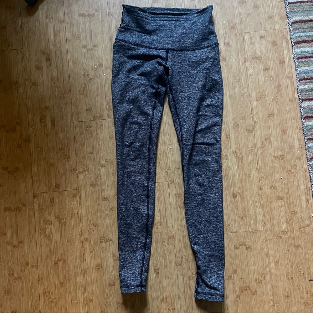 Lululemon Grey High-Waisted Leggings